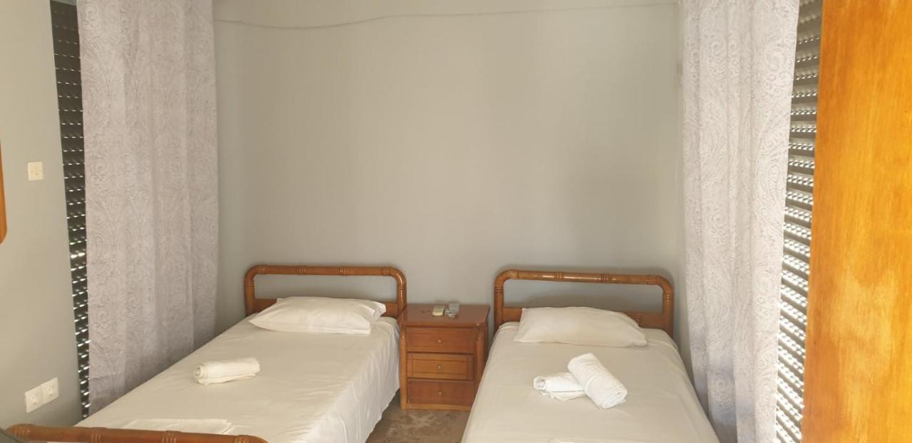 Pansion Marousa Méthana Dış mekan fotoğraf