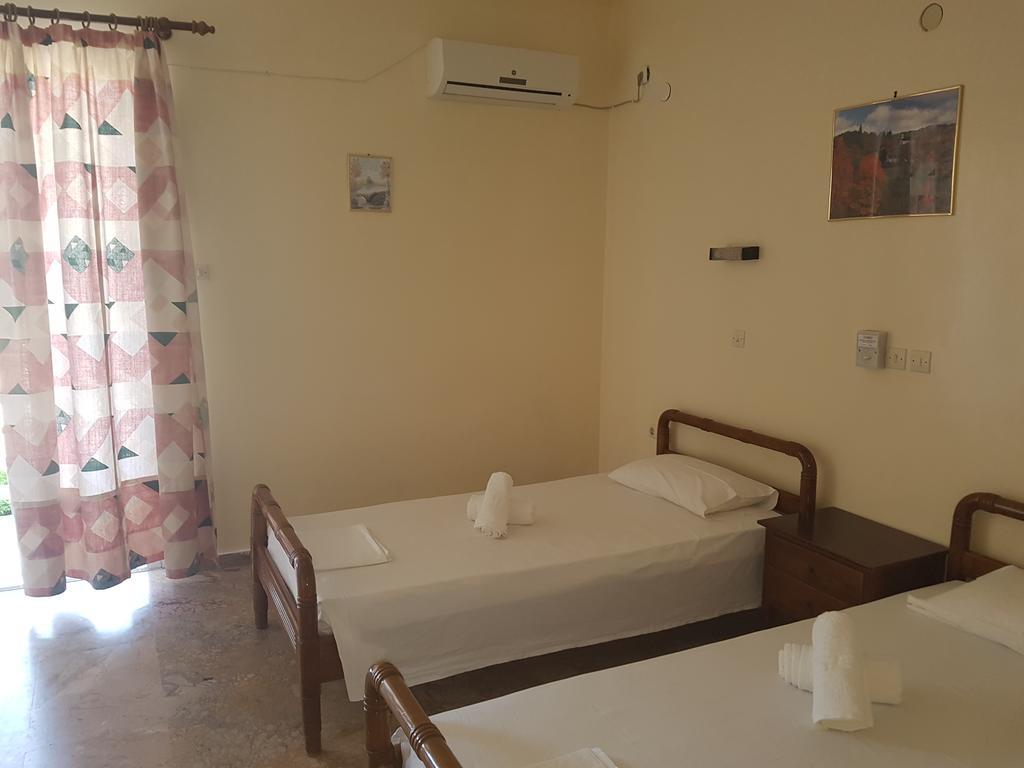 Pansion Marousa Méthana Dış mekan fotoğraf