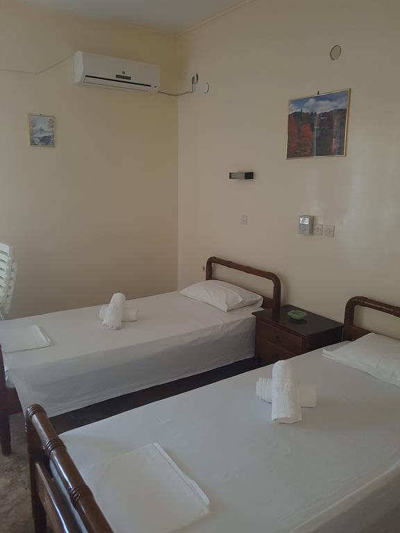 Pansion Marousa Méthana Dış mekan fotoğraf