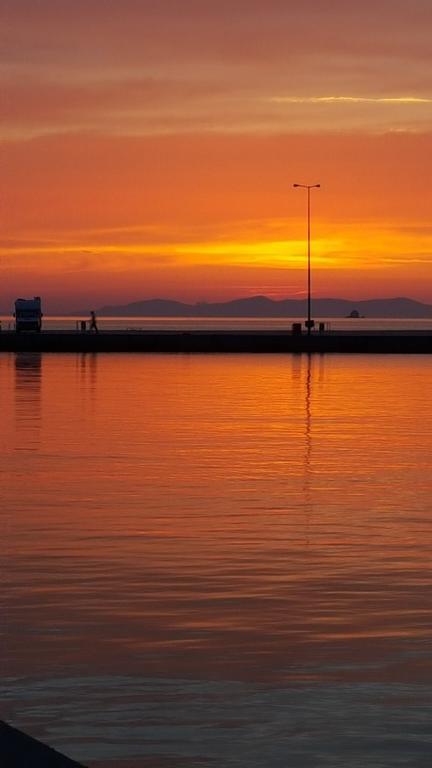 Pansion Marousa Méthana Dış mekan fotoğraf